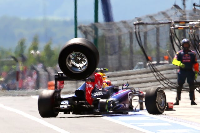 Pit-lane, i media “censurati”