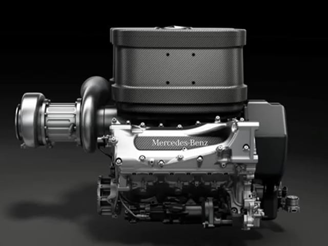 Ascoltate il rumore del V6 Mercedes!