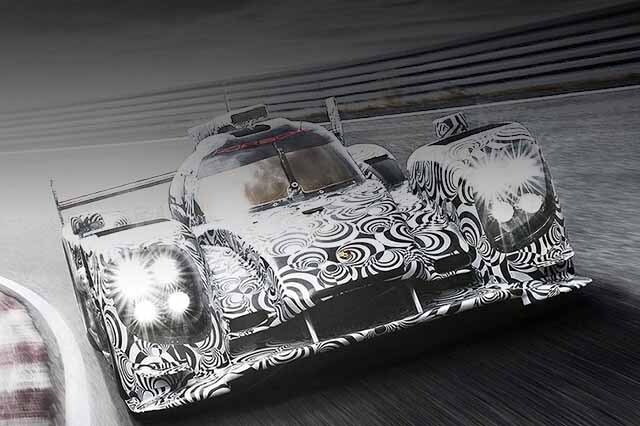 Porsche, foto del bolide di Webber per Le Mans 2014 e video vintage