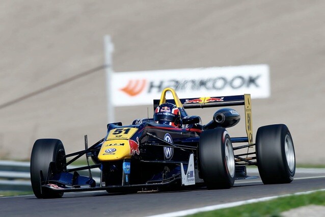 EuroF3, gara1: Kvyat imprendibile