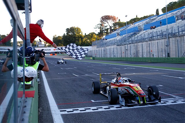 Marciello risponde vincendo