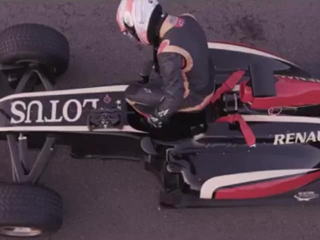 Lotus F1: back to school