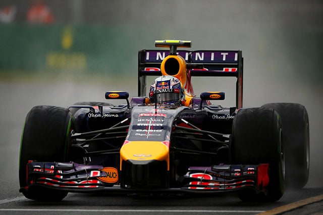 Partenza in prima fila per Ricciardo