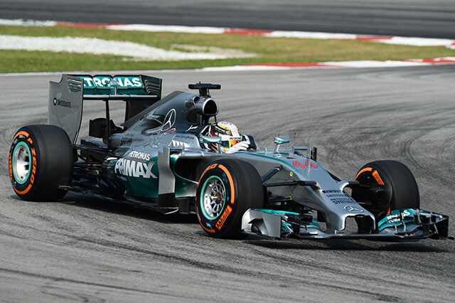 F1, Libere-1 Malesia: Hamilton poi Kimi