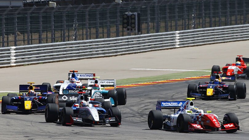 Prima vittoria di Rowland in WSR