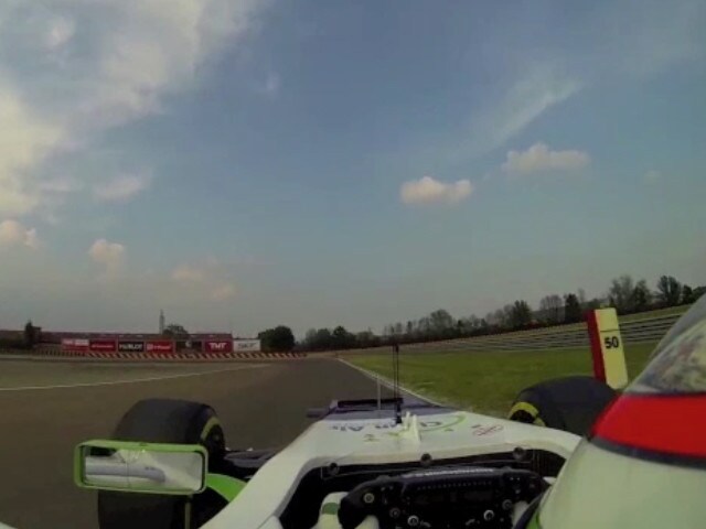 Simona De Silvestro a Fiorano con la Sauber
