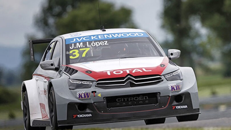 WTCC: pole a Lopez