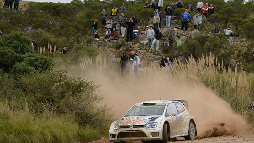 Latvala sempre leader in Argentina