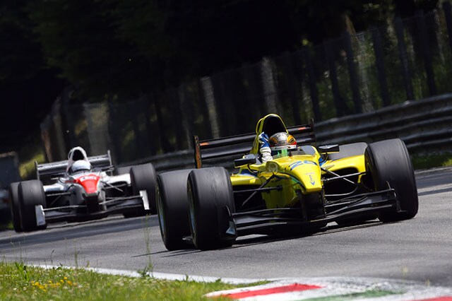  AutoGP: a Monza Giovesi davanti a Roda