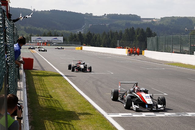 EuroF3: Verstappen fa il tris