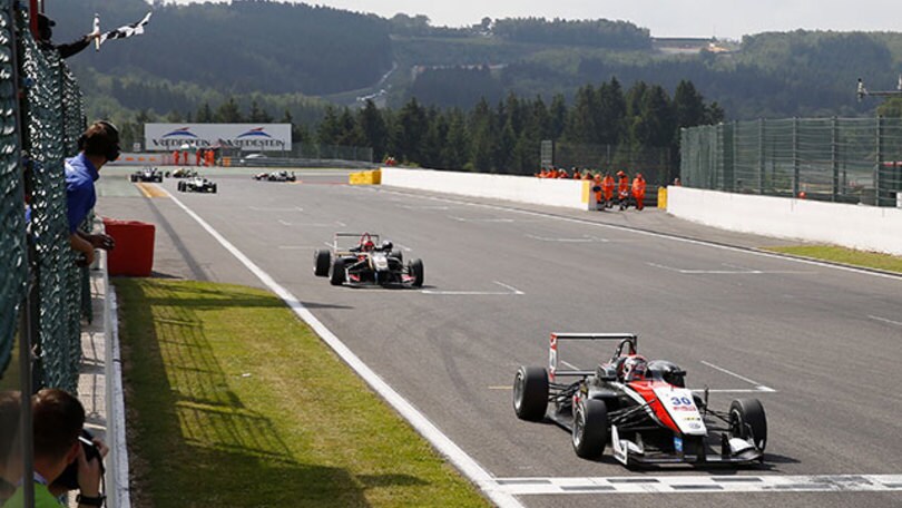 EuroF3: Verstappen fa il tris