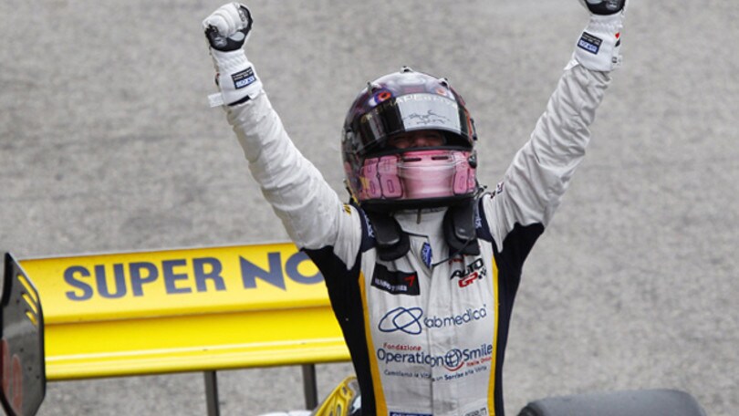 Michela Cerruti, storica vittoria di una donna in monoposto