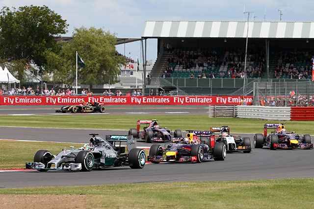 Hamilton e Rosberg: una battaglia rinviata