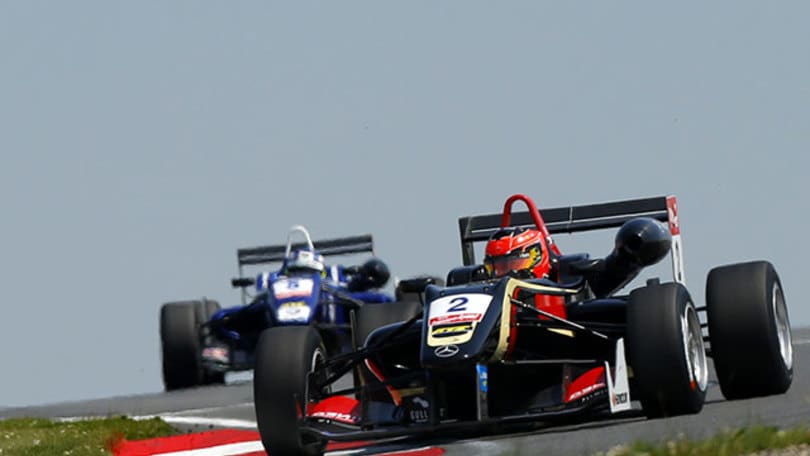 EuroF3: Ocon prende il volo