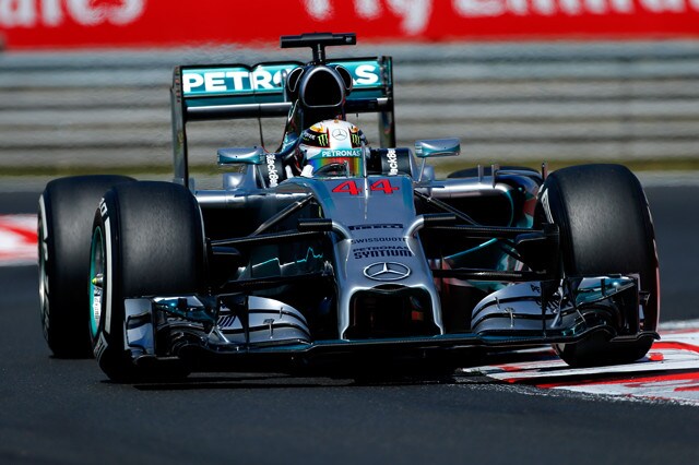 Hamilton: "Sono andato un po' piano..."