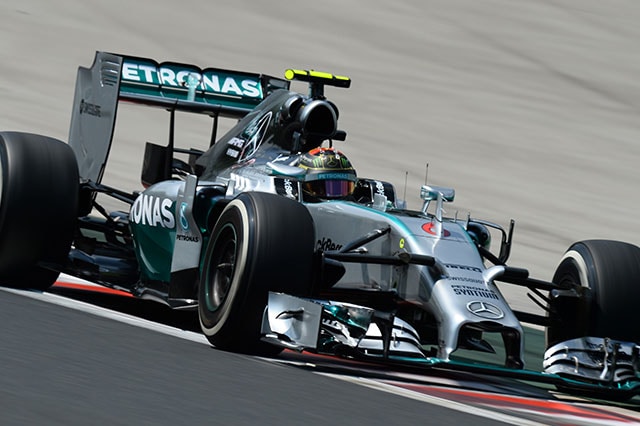 Rosberg: "Domani sarà lunga"