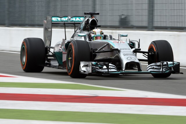 Hamilton vuole una qualifica senza problemi