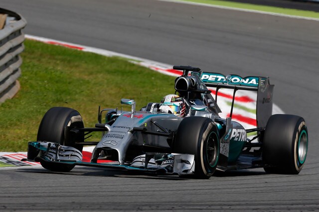 F1, anche la Mercedes ha un difetto