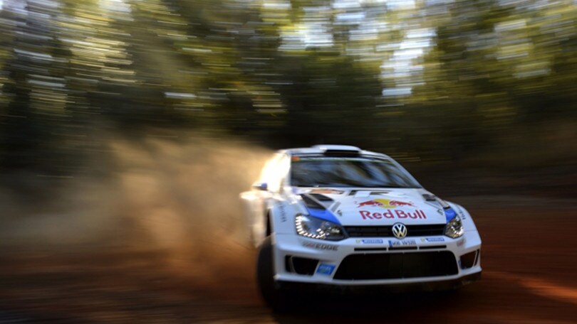 Rally Australia: Ogier in testa
