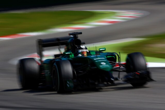 Caterham a Singapore con Kobayashi