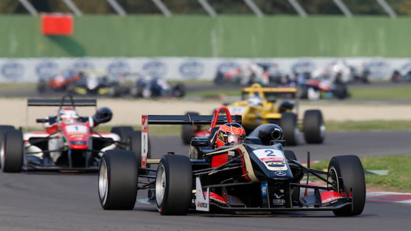 EuroF3: Imola laurea Ocon