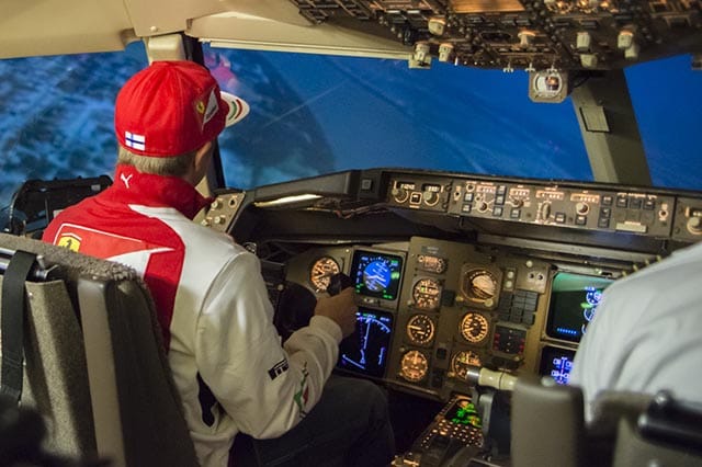 Raikkonen alla guida di un Boeing 757