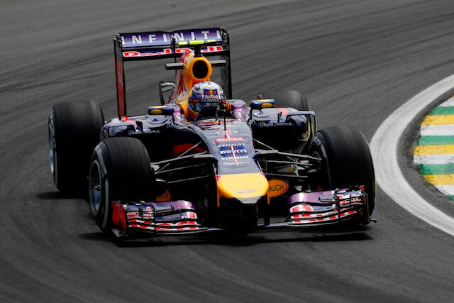 Ricciardo migliora con il fondo