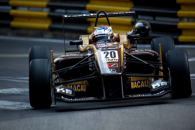 Macao F3: a Rosenqvist una gara "spezzata"