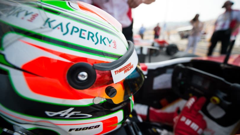 Antonio Fuoco nei test Gp3 ad Abu Dhabi