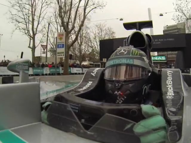 Stars And Cars, un giro di pista con Nico Rosberg
