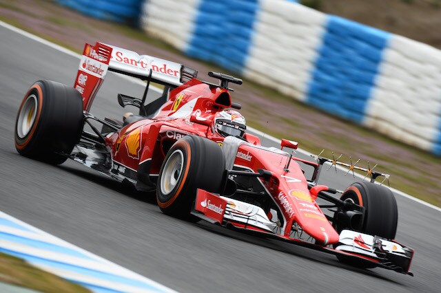 Raikkonen promuove la SF15-T