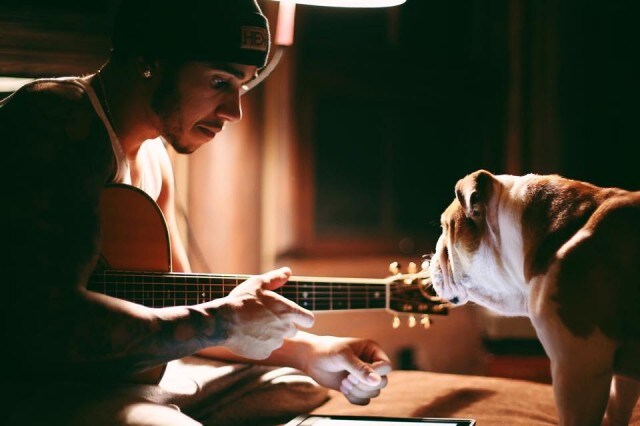 Lewis Hamilton vuole fare il cantante?