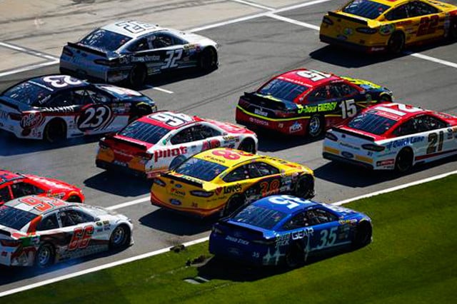 Nascar: Gordon in pole a Daytona