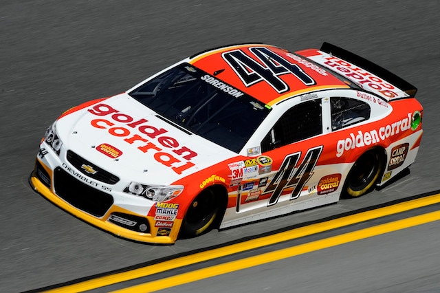Nascar: rubata la n.44!