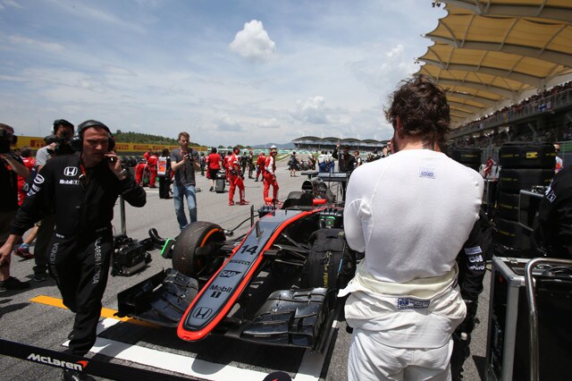 McLaren, evoluzione continua per la MP4-30