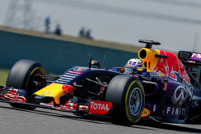 F1 Cina: pure Red Bull punta alla distanza