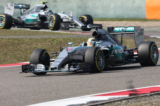 Cina F1: scintille fra Rosberg e Hamilton
