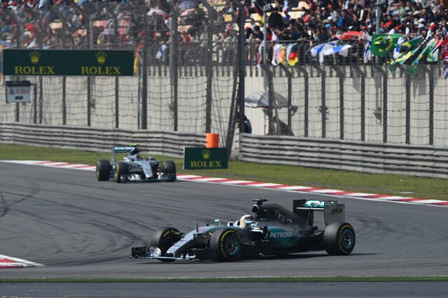 Hakkinen, giochi psicologici normali tra Hamilton e Rosberg