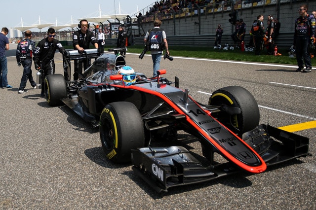 GP Bahrain F1, Alonso punta l’accesso in Q2