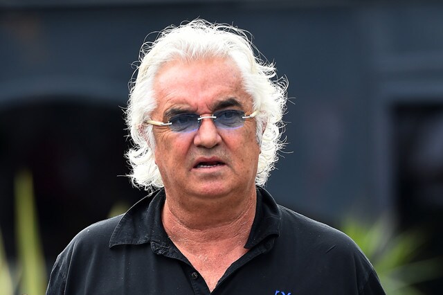 Briatore: Mercedes non vuole stravincere