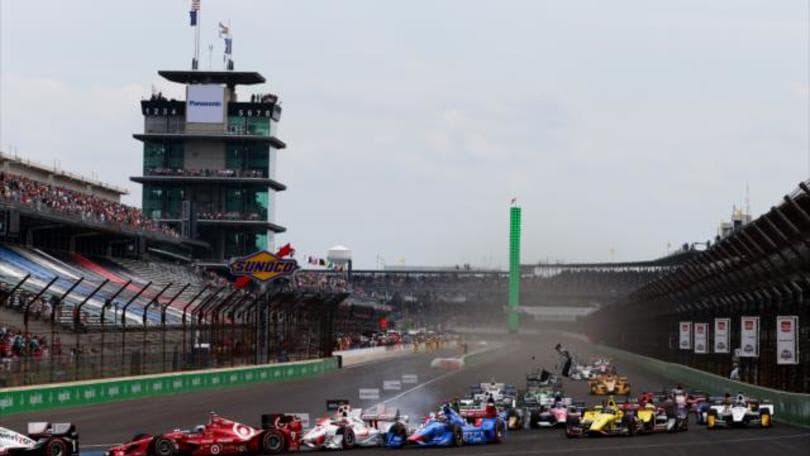 Indycar: Power domina sull'Indy stradale