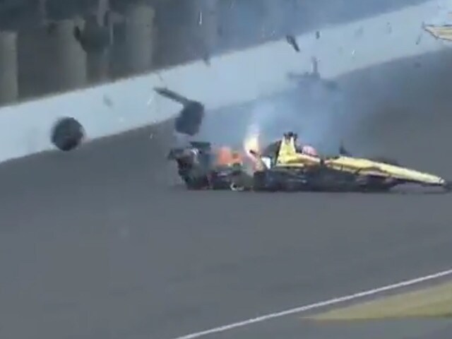 Il brutto impatto di James Hinchcliffe a Indianapolis