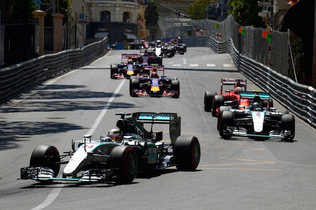 Hamilton: "Si vince e si perde insieme"
