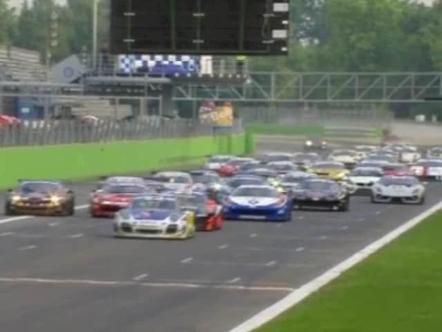 GT Monza, doppio colpo Lambo