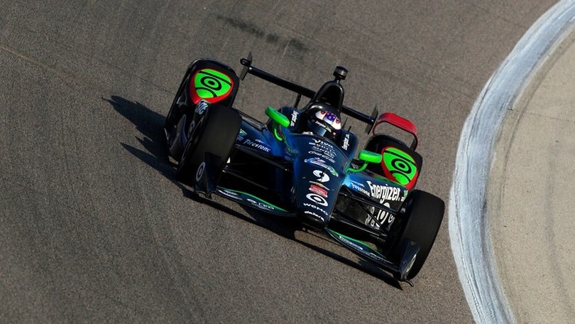 IndyCar, Dixon domina in Texas