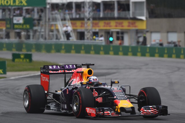 GP Canada: Ricciardo soffre, Kvyat fa il possibile