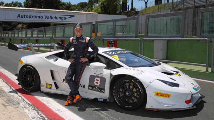 Stoner in pista sulla Lamborghini Huracàn