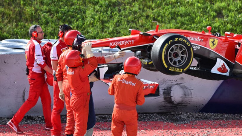 Test F1 Austria, Fuoco sbatte con la Ferrari