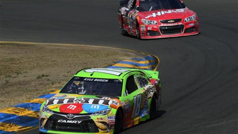 Nascar: doppietta di casa Busch a Sonoma