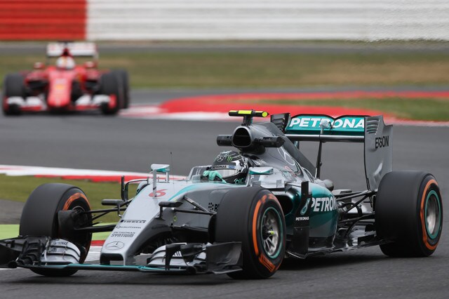 F1, Rosberg veste i panni del leader